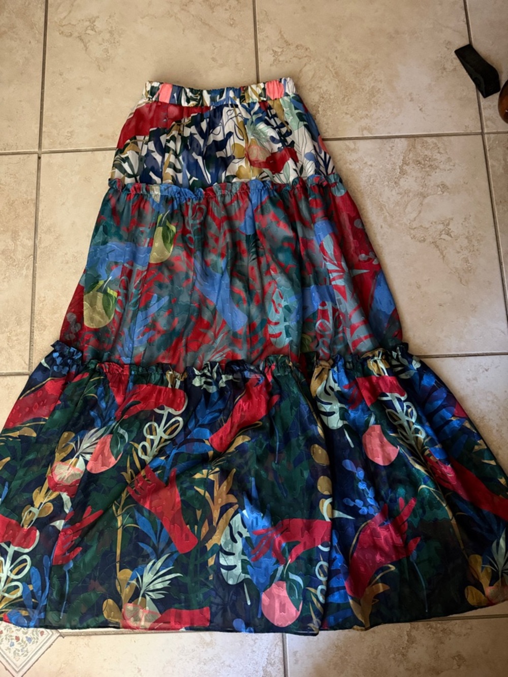Anthropologie Hutch Floral
Printed Tiered Maxi Skirt Size S